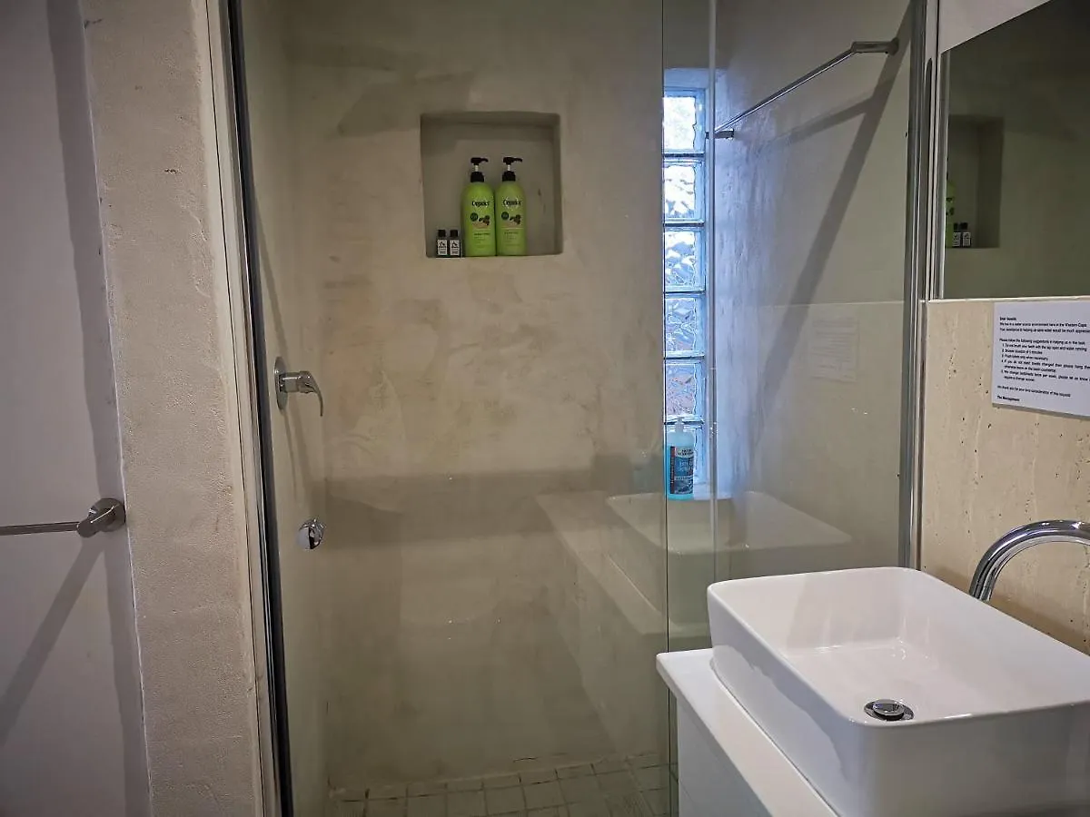 Rachawadee Accomodation​ & Health Spa Simon's Town