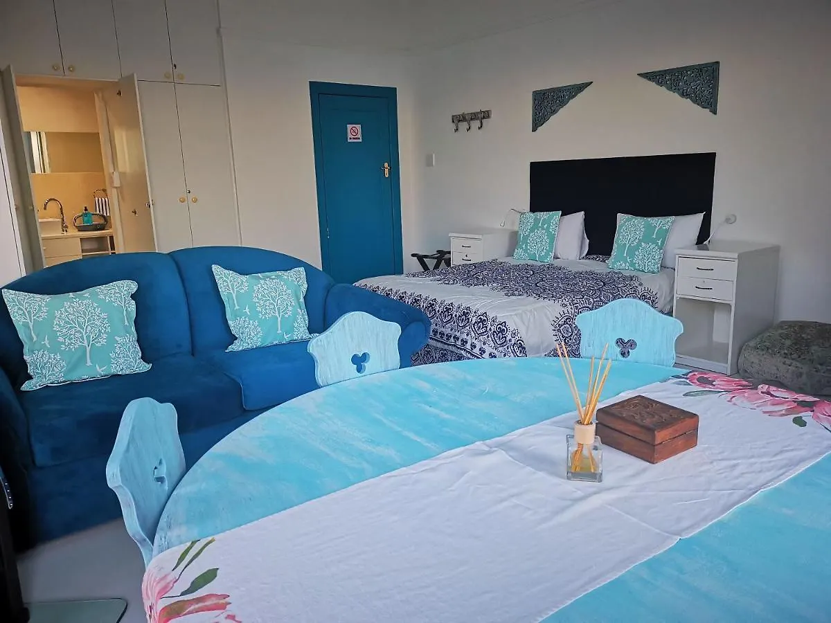 Rachawadee Accomodation​ & Health Spa Simon's Town